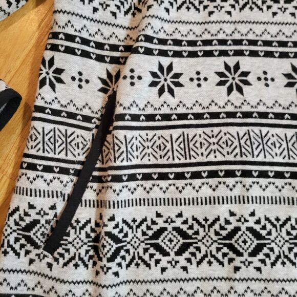 Talbots Sweater Top Womens Medium Petite Black Gray Fair Isle Nordic Turtleneck - Picture 6 of 13